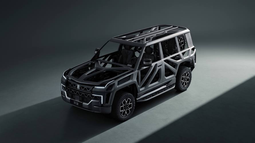 广州201仰望U8硬派越野的科技魅力，国能汽车对传统燃油车市场的冲击